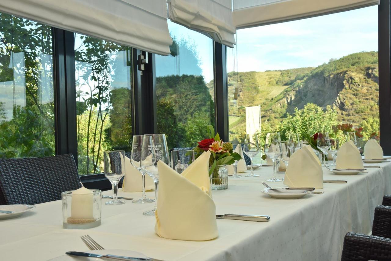 Parkhotel "Am Schaenzchen" Andernach Exterior photo